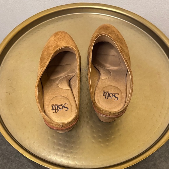 Sofft Women's Tan Suede Mules - Picture 3 of 3